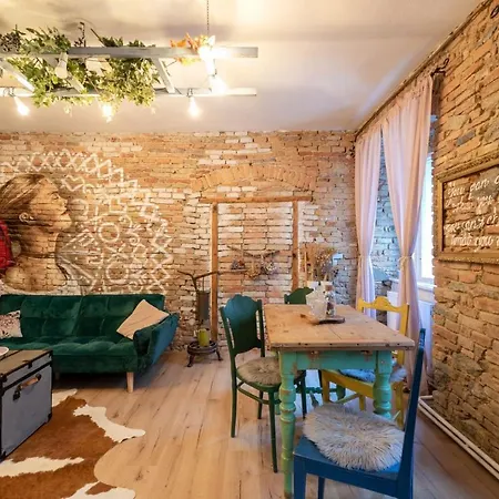 Apartament At The Folklore