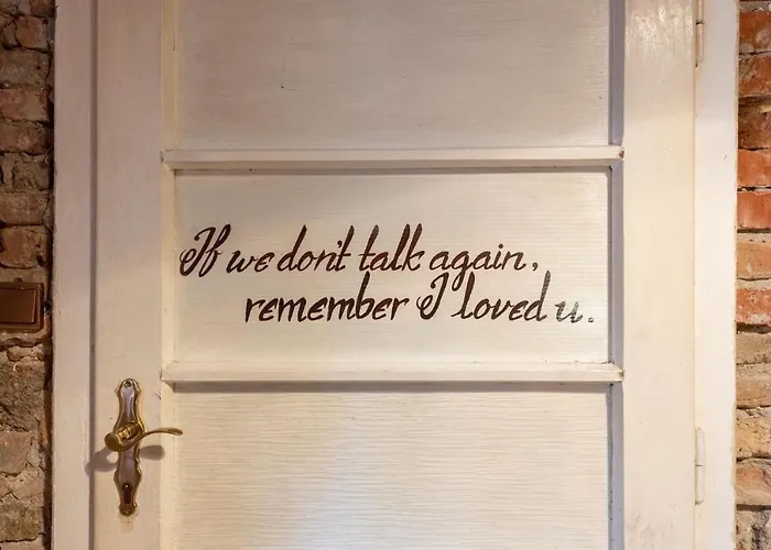 Lägenhet At The Folklore Bratislava